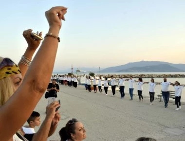 1156 Κιώτες χόρεψαν το μεγαλύτερο Χασαποσέρβικο στον κόσμο - Βίντεο